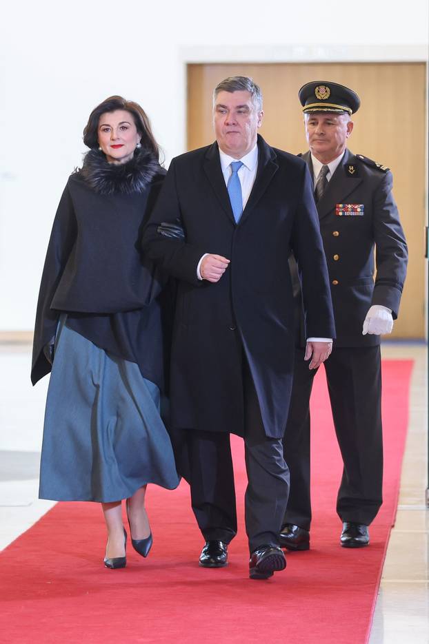 Zagreb: Dolazak Zorana Milanovića u društvu supruge na inauguraciju 