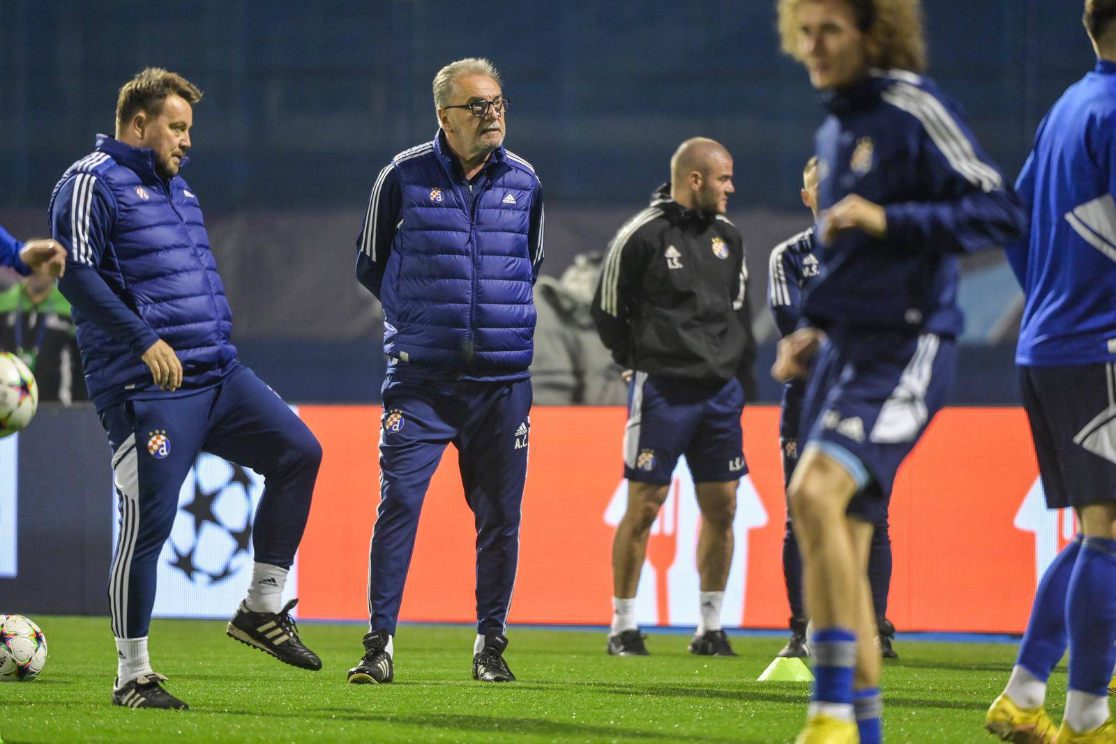 Zagreb: Dinamo odradio večernji trening uoči sutrašnje utakmice protiv Salzburga