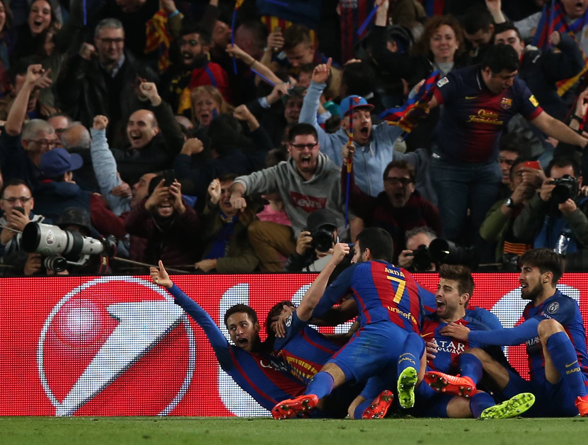 Barcelona's Sergi Roberto celebrates scoring their sixth goal with team mates
