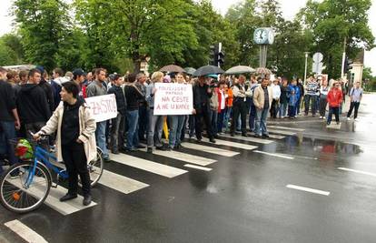 Prosvjedom nakon Klarine smrti traže sigurnije ceste