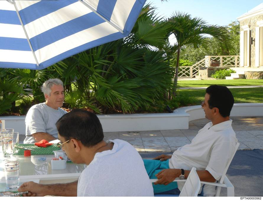 Ruskinje, privatni letovi, party na otoku: Ovako je Epstein gradio svoju mrežu sa slavnima