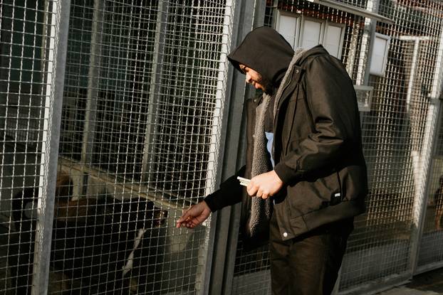 FOTO Igrači Cibone darovali su njuškice u Dumovcu i u vrijeme blagdana pokazali veliko srce