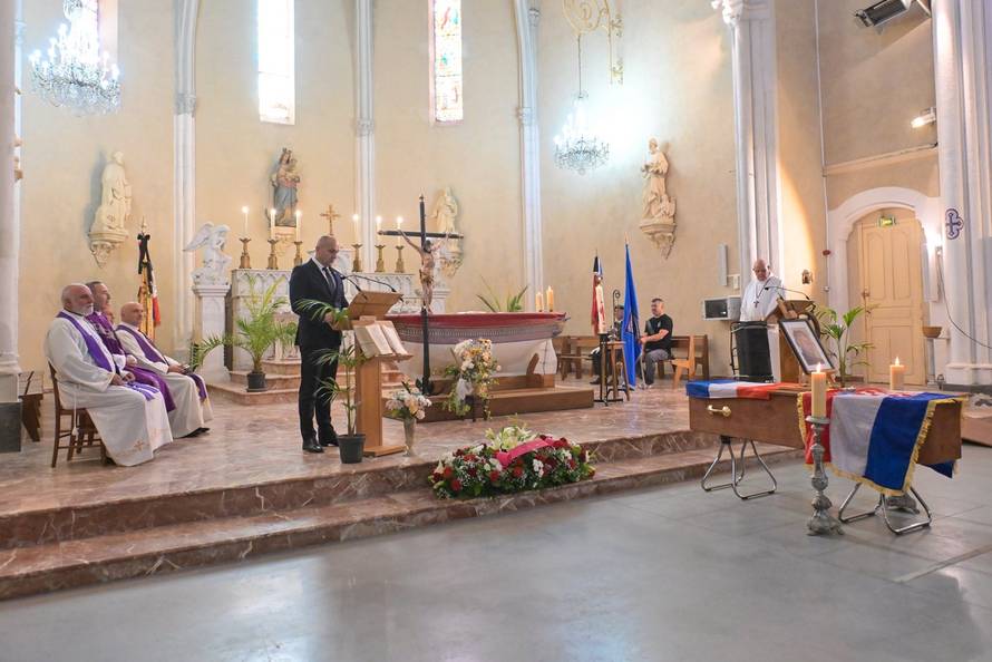 U Francuskoj ispratili generala Ante Rosu: 'Bio je domoboljub, istinski vojnik i vješt strateg'