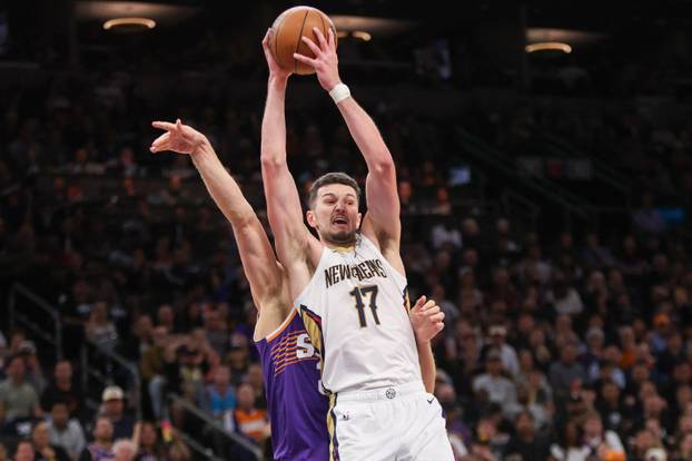 NBA: New Orleans Pelicans at Phoenix Suns