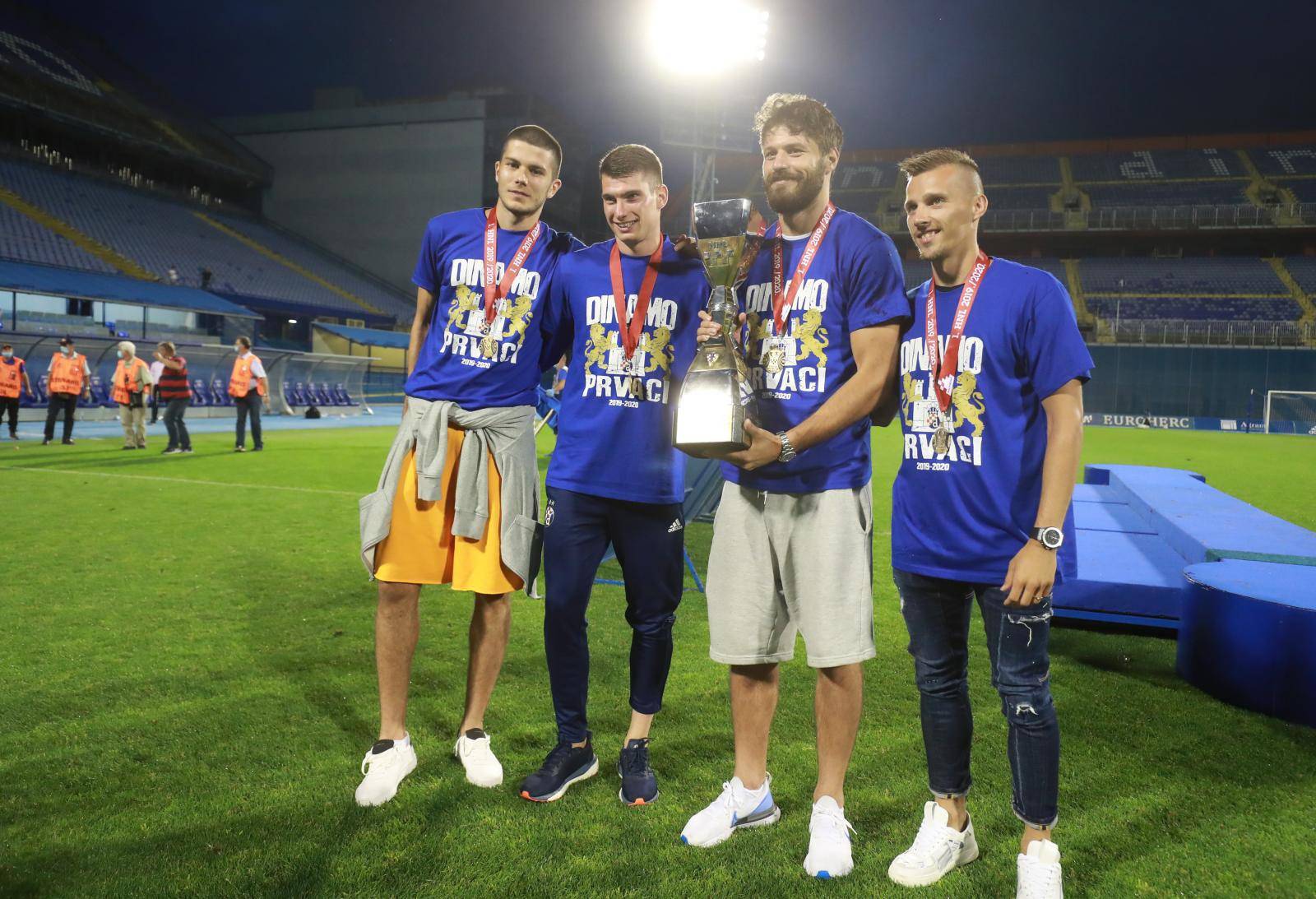 Dinamo na praznom stadionu proslavio naslov prvaka