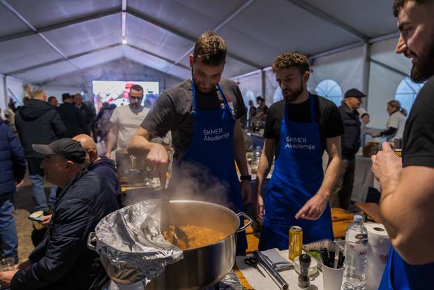Sinj: Održana tradicionalna Tripicijada 2026.