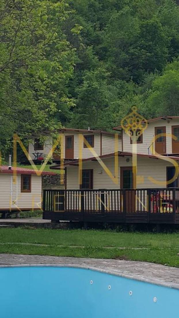 FOTO 'Dvorac' u Buzetu za 5,2 milijuna eura: Ima svoj bazen, saunu i posebno uređeni vrt