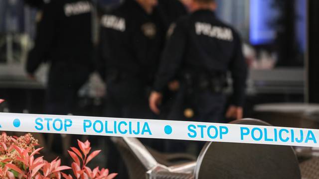 Zagreb: NavijaÄi Dinama i Torcide sukobili se u kafiÄu Innotesco na TreÅ¡njevaÄkoj trÅ¾nici