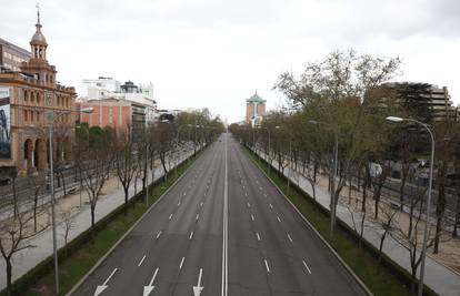 Korona pokosila Madrid: 'Želim udahnuti zrak, vidjeti ulice...'