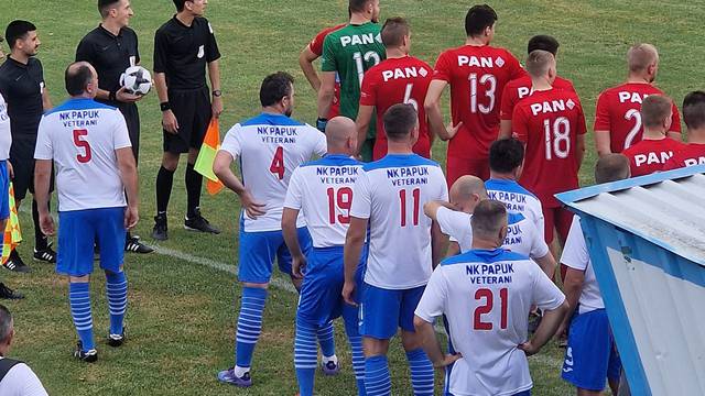 Sin legende 'vatrenih' zabio 10 golova u pobjedi 29-1: Vrijeđaju nas, a molili smo suca da skrati