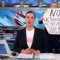 Sabotaža na ruskoj televiziji: Aktivistica voditeljici iza leđa vikala: "Zaustavite rat..."
