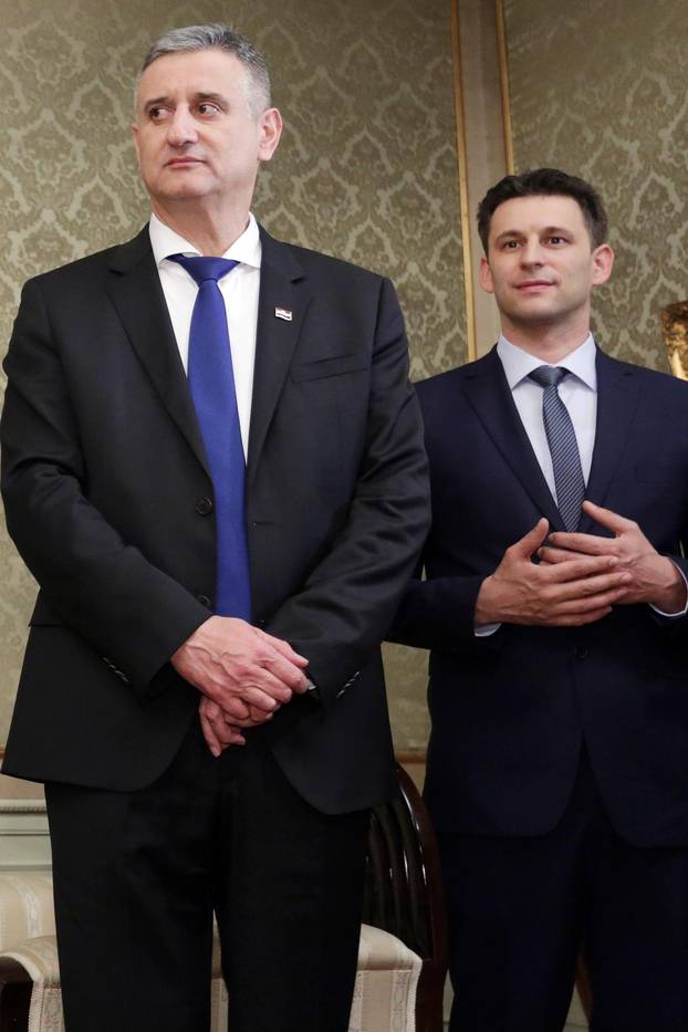 ARHIVA: 2016. Zagreb: Primopredaja vlasti izme?u Milanovi?a i Oreškovi?a u Banskim dvorima 