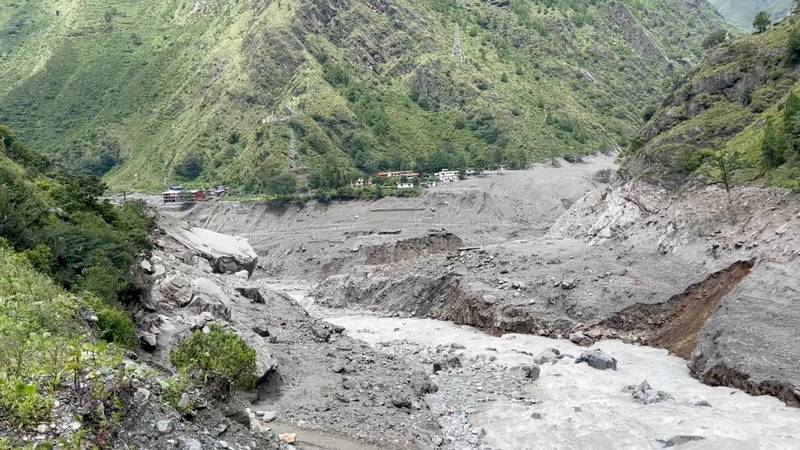Strašne posljedice poplava: U Nepalu i Kini najmanje 919 mrtvih, tisuće nestalih
