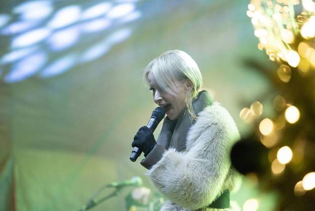 Osijek: Otvorenje Adventa uz koncert Danijele Martinović