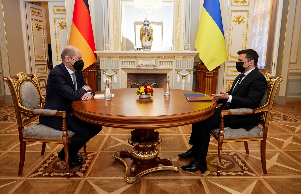 Zelenski i Scholz razgovarali o opcijama daljnje pomoći Kijevu