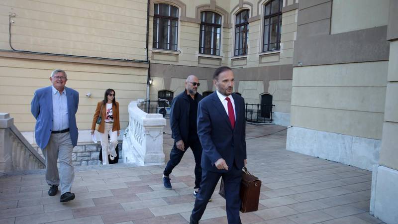 Svjedokinja na suđenju Vojku Obersnelu: 'Gradonačelnik je tražio odgodu naplate...'