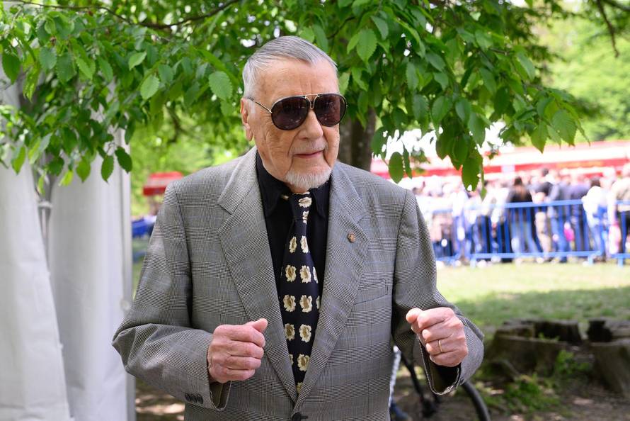 Proslava Međunarodnog praznika rada u Maksimiru, građane zabavljali Zdenka Kovačiček, Drago Diklić i Jimmy Stanić