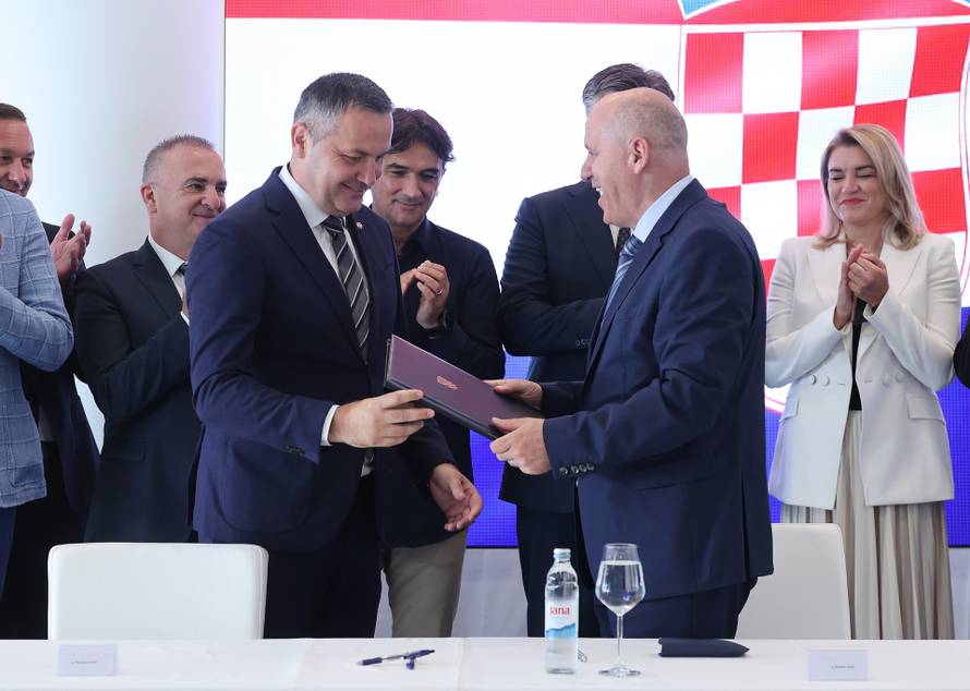 U Velikoj Gorici potpisan sporazum između Vlade i HNS-a o darovanju zemljišta 