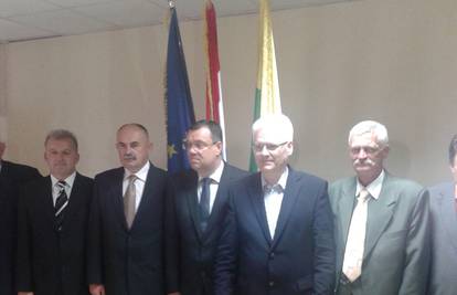 Josipović: Svi sudionici akcije "Otkos 10" će dobiti odličja