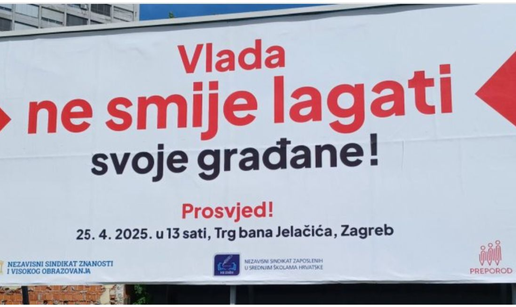 FOTO Nastavnici su veće plaće tražili plakatima s gramatičkom greškom: Sad su ih ispravili...