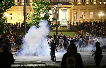 Usred prosvjeda  u Beogradu  zapjevao je Hajdukovu pjesmu