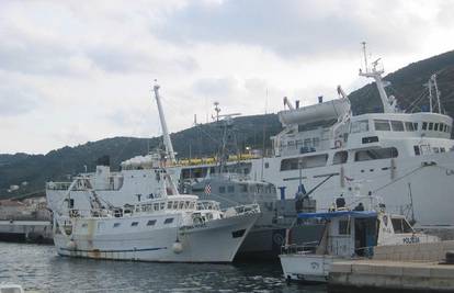 Posadu talijanske koćarice kaznili sa 63 tisuće kuna