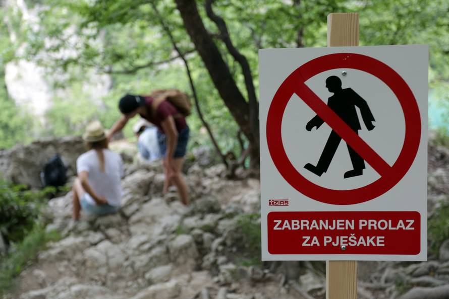 Moli goste: 'Ne idite van staze, zbog fotki mnogi stradavaju'