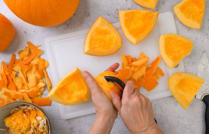 Evo kako oguliti butternut tikvu u nekoliko jednostavnih poteza