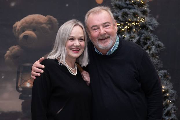 Zagreb: Svečana premijera predstave Smogovci