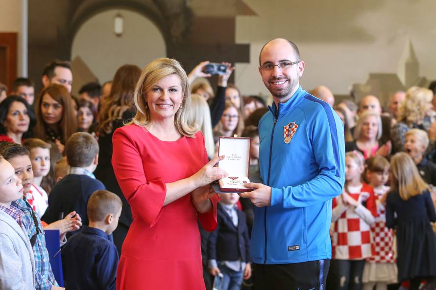 Kolinda je odlikovala Vatrene: Svijet je vidio tko su Hrvati...