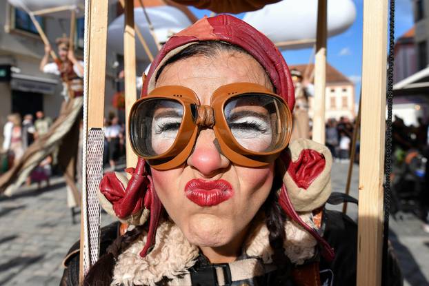 PIXSELL TOP 100 - 2025