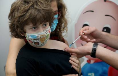 Studija: Objavili  nuspojave  kod cijepljenja djece protiv korone