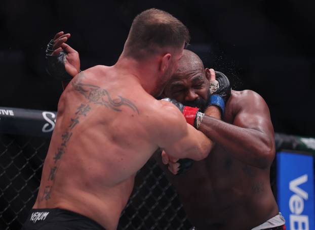 MMA: UFC 309 - Jones vs Miocoic