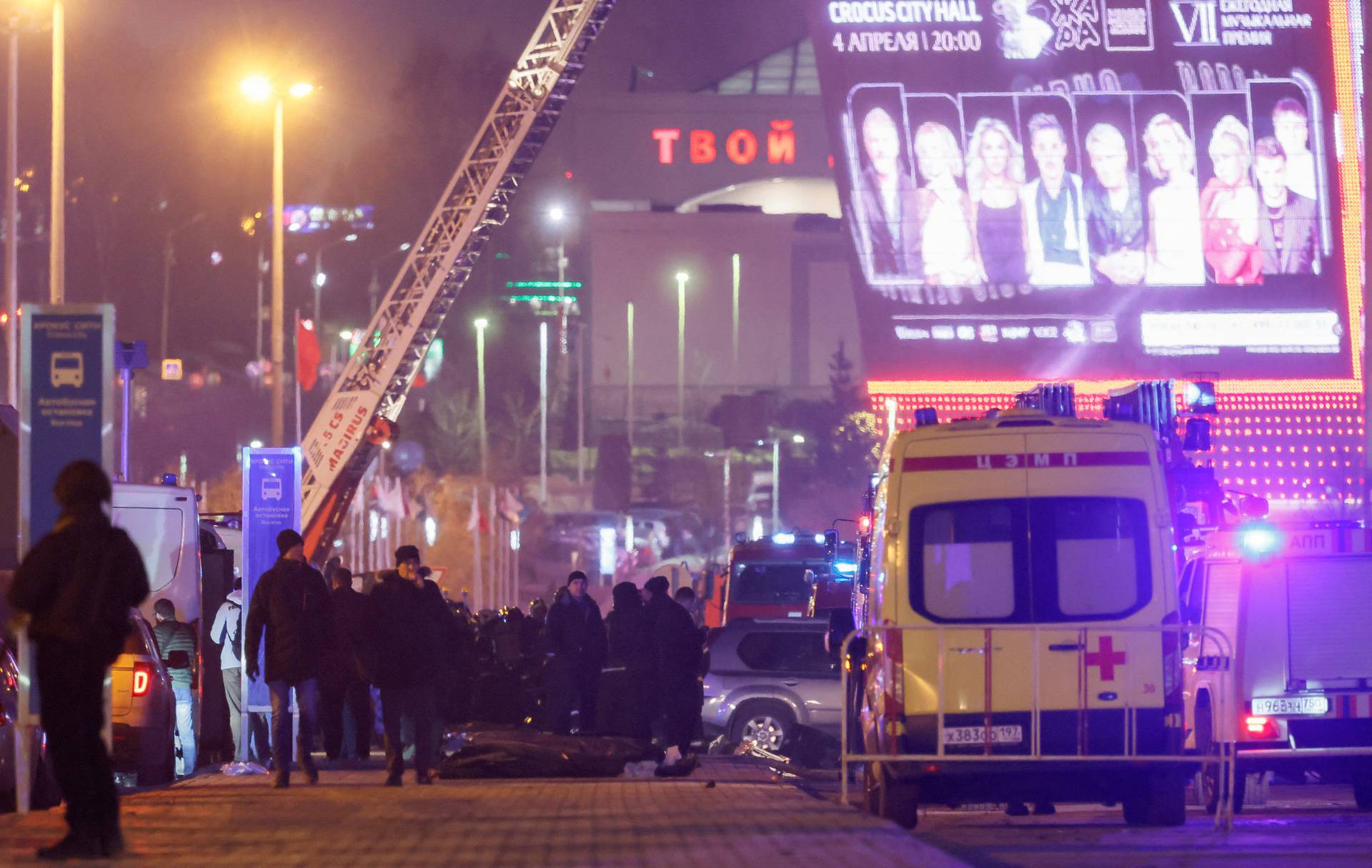Gunmen open fire at people at concert hall near Moscow