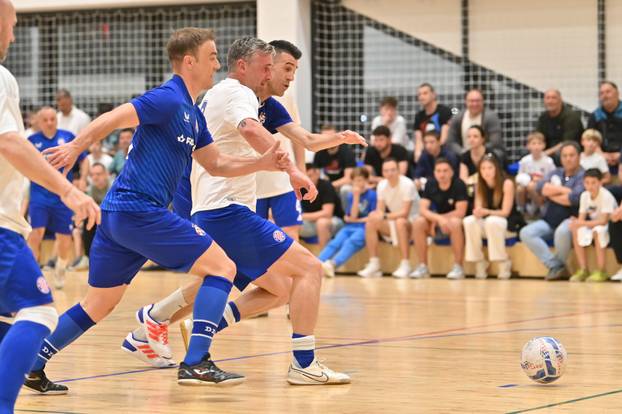 Makarska: Donatorska utakmica veterana Hajduk - Dinamo za Mladena Bartolovića