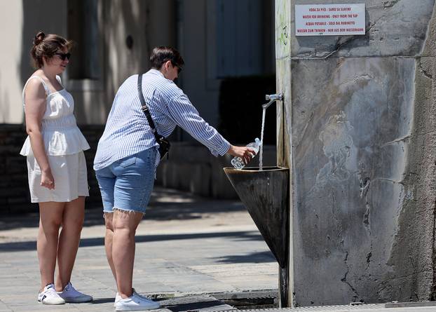 Split: Započelo je ljeto visokih temperatura