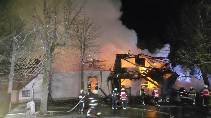 Vatrogasci iz Čateža: Kolege iz Krškog pozvane su zbog klora