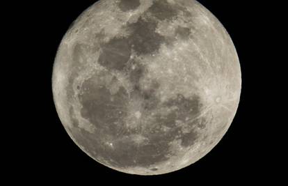 Za 8,8 milijuna kuna pokušala je prodati kamen s Mjeseca 