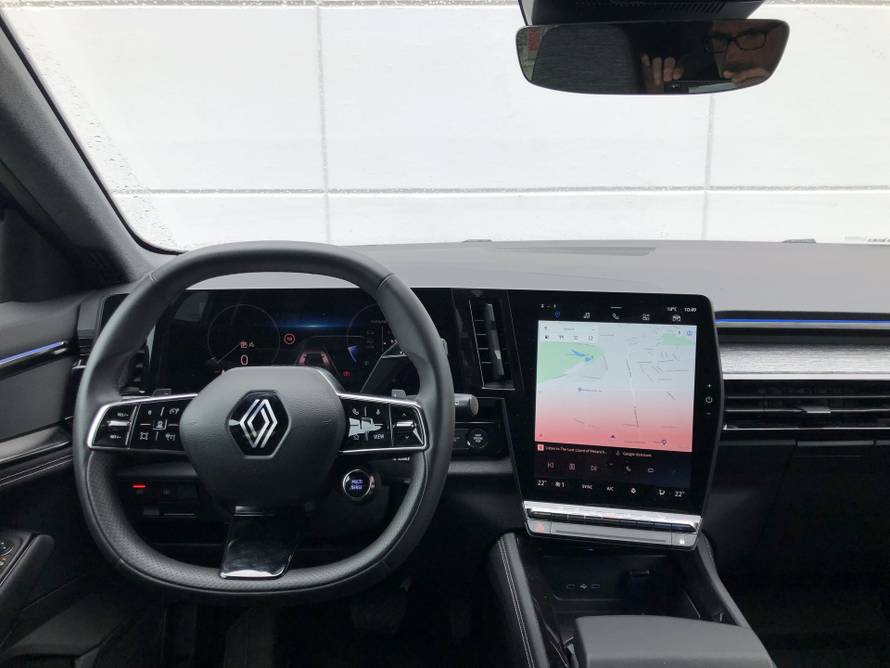 Testirali smo: Renault Austral je trenutno najbolji francuski SUV