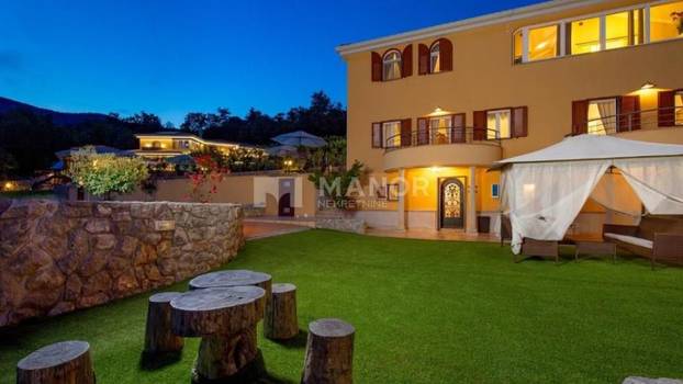 FOTO Dvije vile u Opatiji odišu luksuzom: Pogledajte tek kakav dizajnerski namještaj imaju!