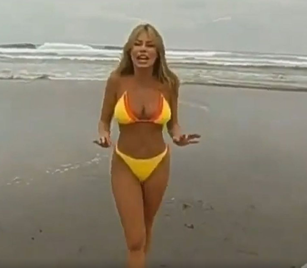 FOTO Oko ju 'izdalo', ali dekolte nikad: Sofia Vergara ukrala sve poglede na crvenom tepihu...