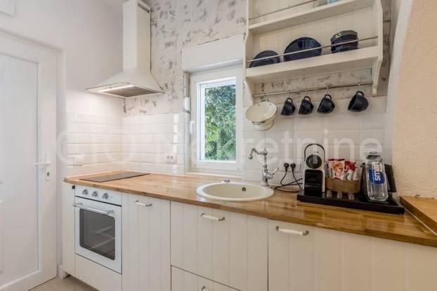 FOTO Ovaj stan od 30 kvadrata u Splitu se prodaje za 300.000 eura! Prodavač otkriva i zašto