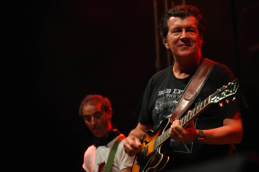 Pula: Bajaga opet oduševio publiku u Puli