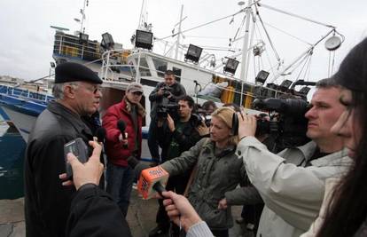 Zadarski ribari podržali ZERP mirnim prosvjedom 