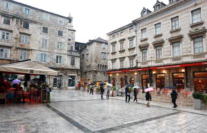 Split: Svi blagdani i nedjelje do kraja godine su - sajamski dani