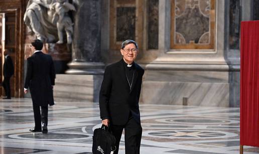 VIDEO Filipinski kardinal pleše i pjeva te osvaja internet i srca vjernika: 'Neka on bude papa...'