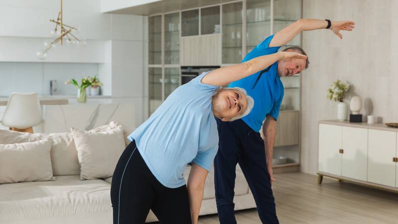 Najbolje vježbe snage za starije od 50 koje možete raditi doma