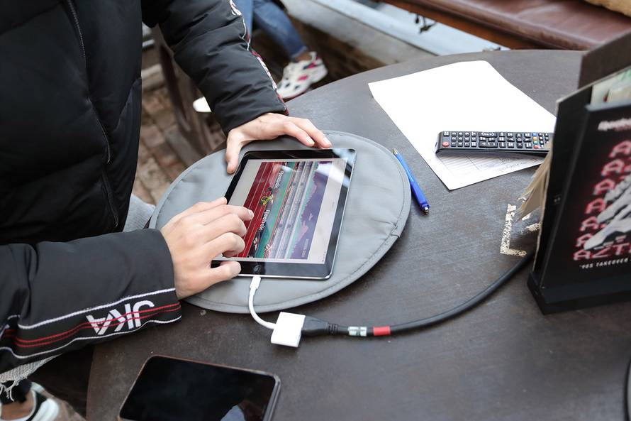 Nosi se retro, nose se devedesete, nosi se Reebok