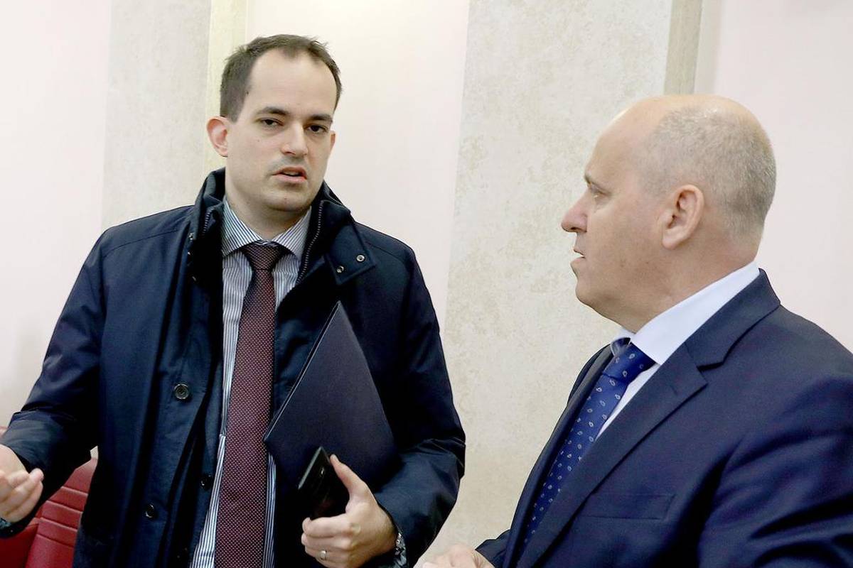 HDZ preko noći odlučio: Nećemo ukinuti sve zamjenike lokalnih šerifa. Na plaći će ih biti - 171