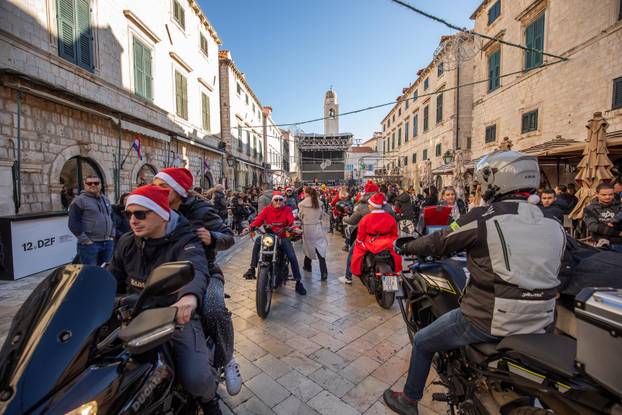 Dubrovnik: Moto Mrazevi stigli na Stradun